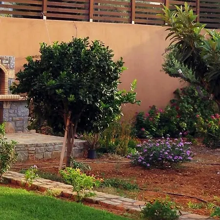 Erondas Villa *