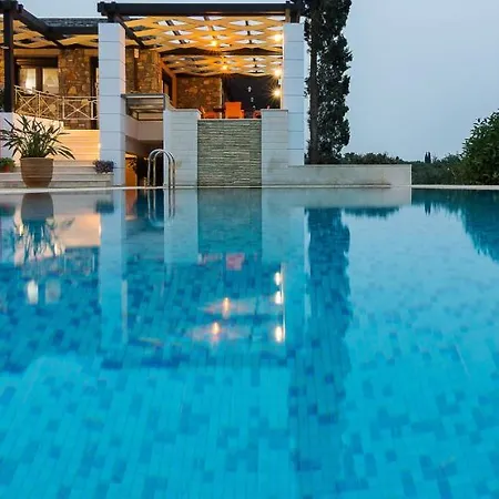Erondas Hersonissos (Crete)